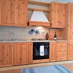 Large Flat In The Hills Of * מנאג'יו