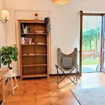 דירה Large Flat In The Hills Of