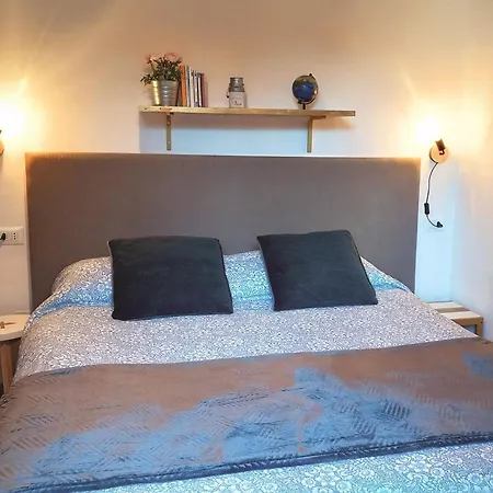 Apartament Large Flat In The Hills Of *